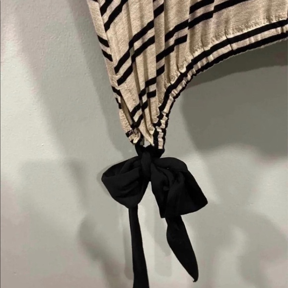 Bubble hem short sleeve top - Picture 6 of 6